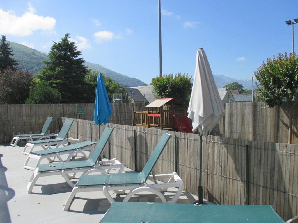 Hotel Chez Pierre D'Agos Bagian luar foto