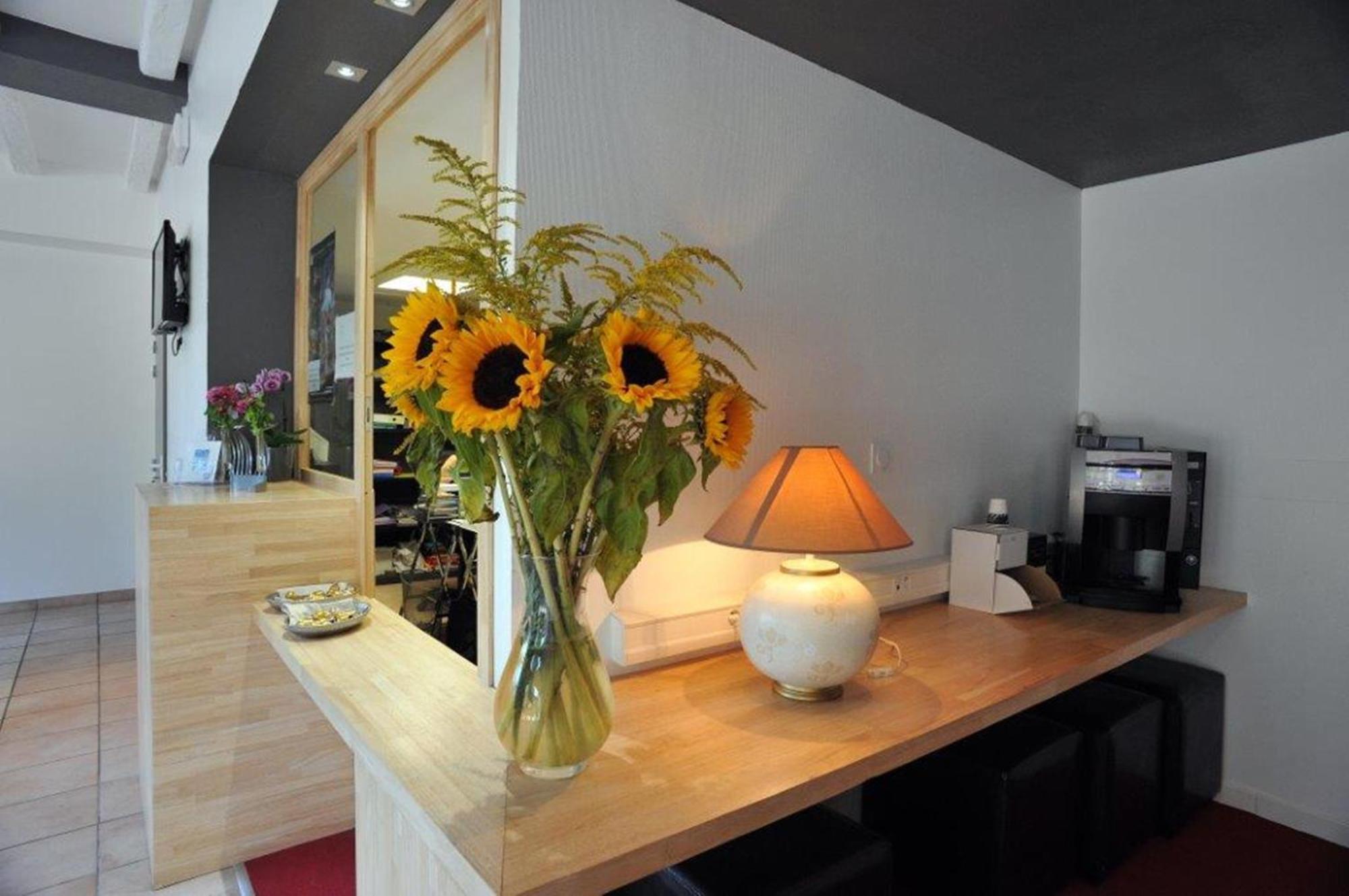 Hotel Chez Pierre D'Agos Ruang foto