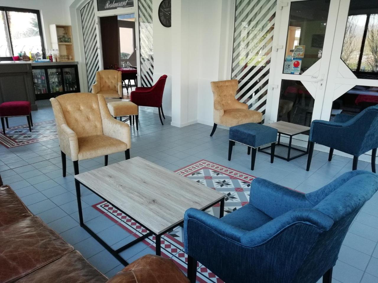 Hotel Chez Pierre D'Agos Bagian luar foto