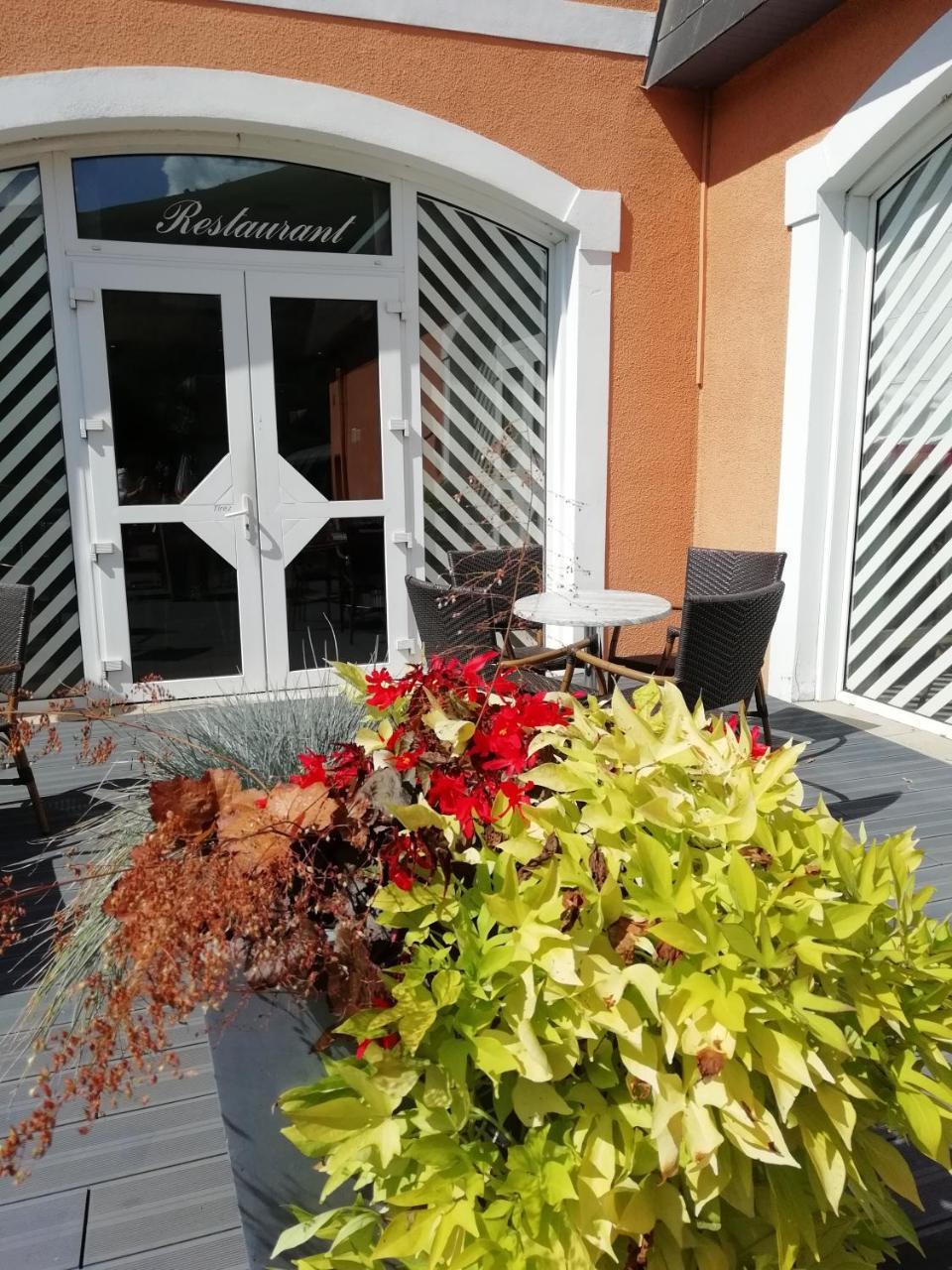 Hotel Chez Pierre D'Agos Bagian luar foto